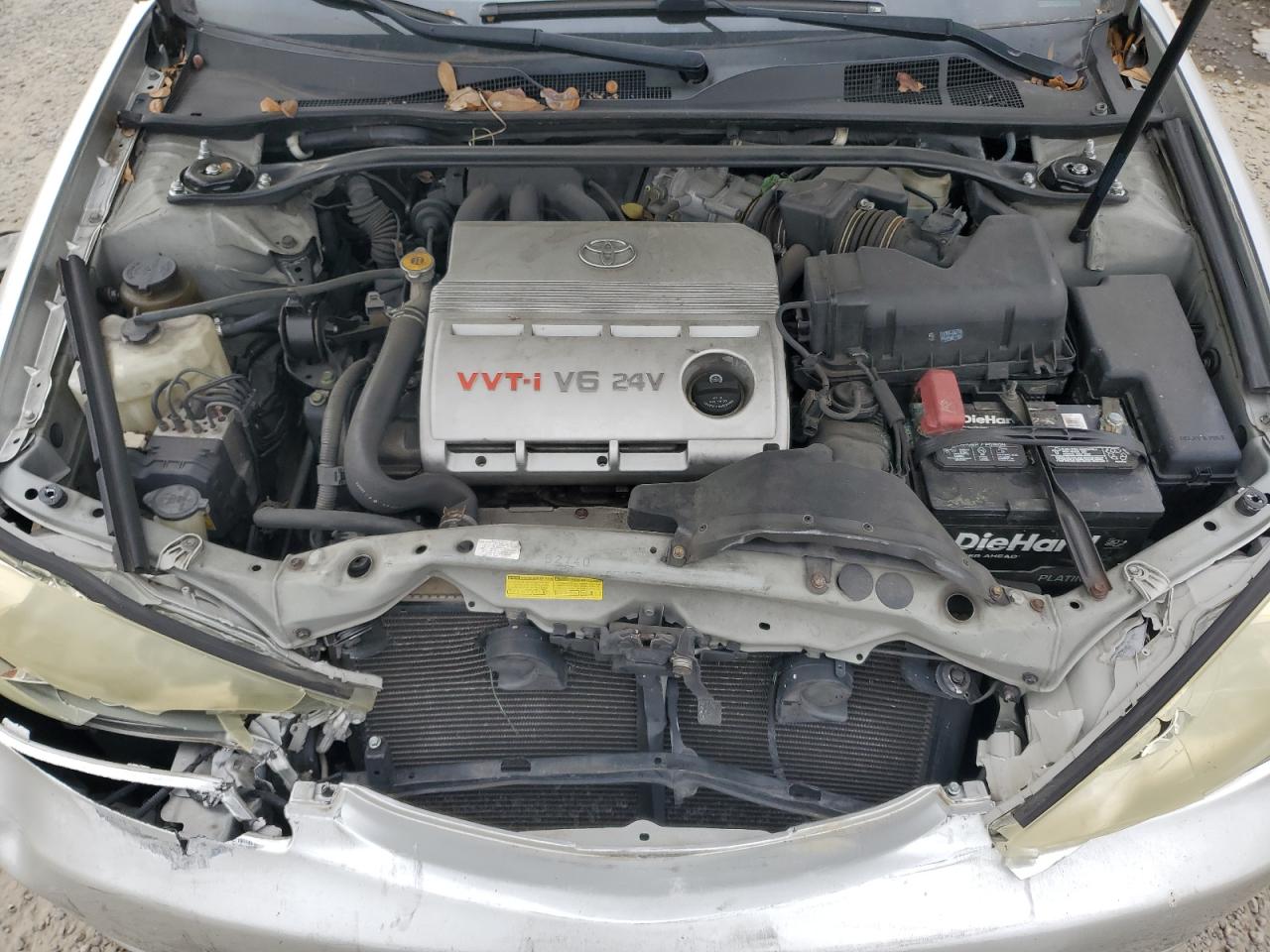 2004 Toyota Camry - Image 11
