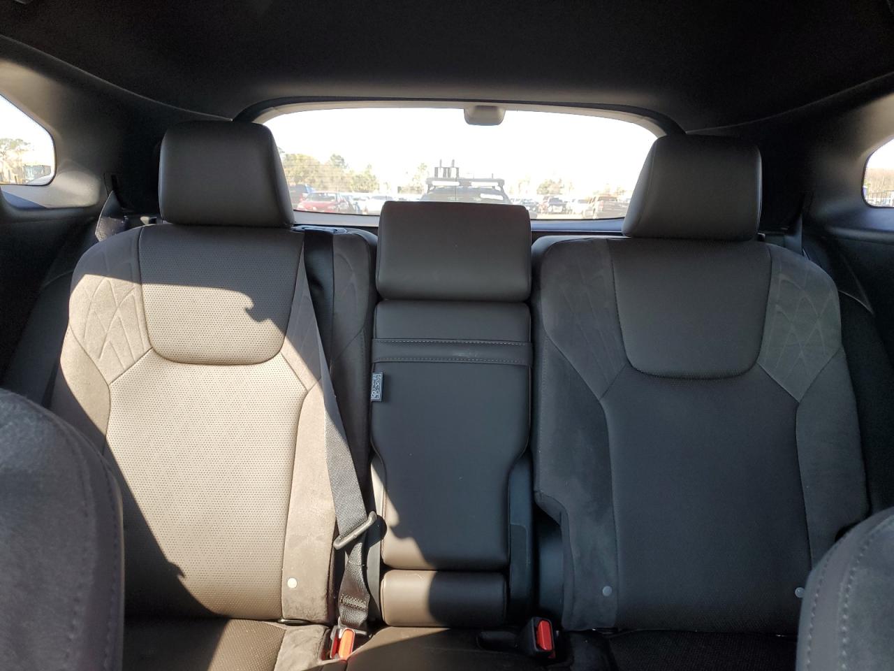 2023 Lexus RX - Image 10