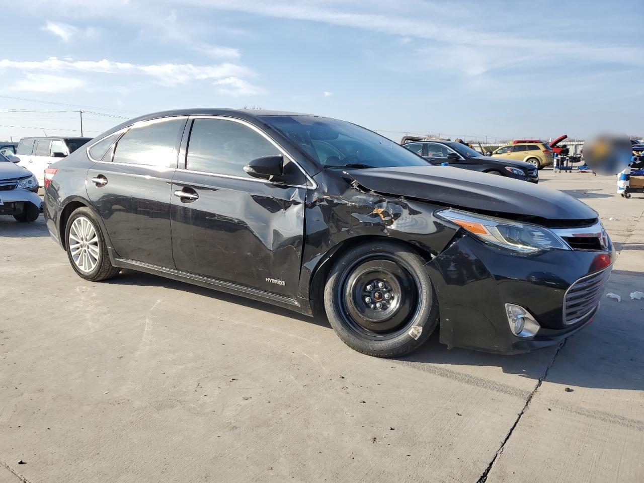 2014 Toyota Avalon - Image 4