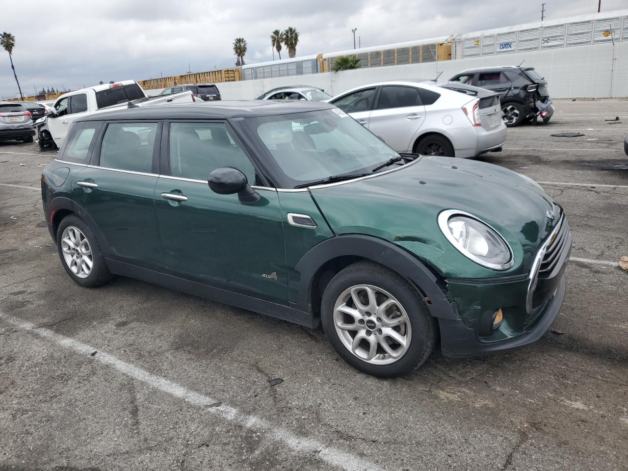 2017 MINI Cooper - Image 4