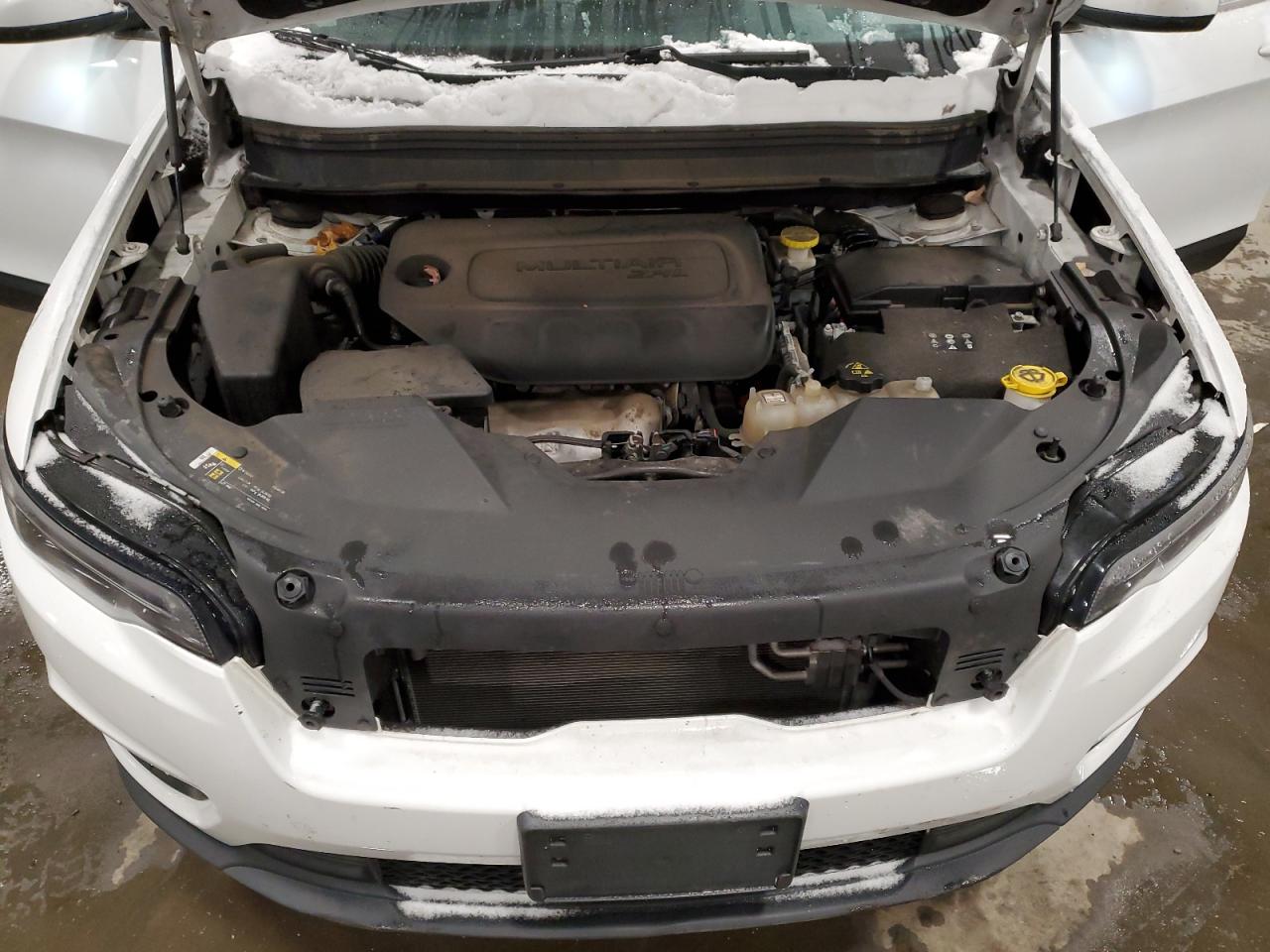 2019 Jeep Grand Cherokee - Image 12