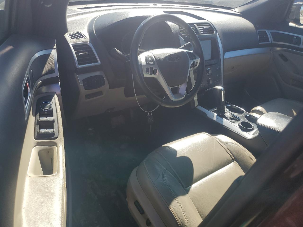 2012 Ford Explorer - Image 8