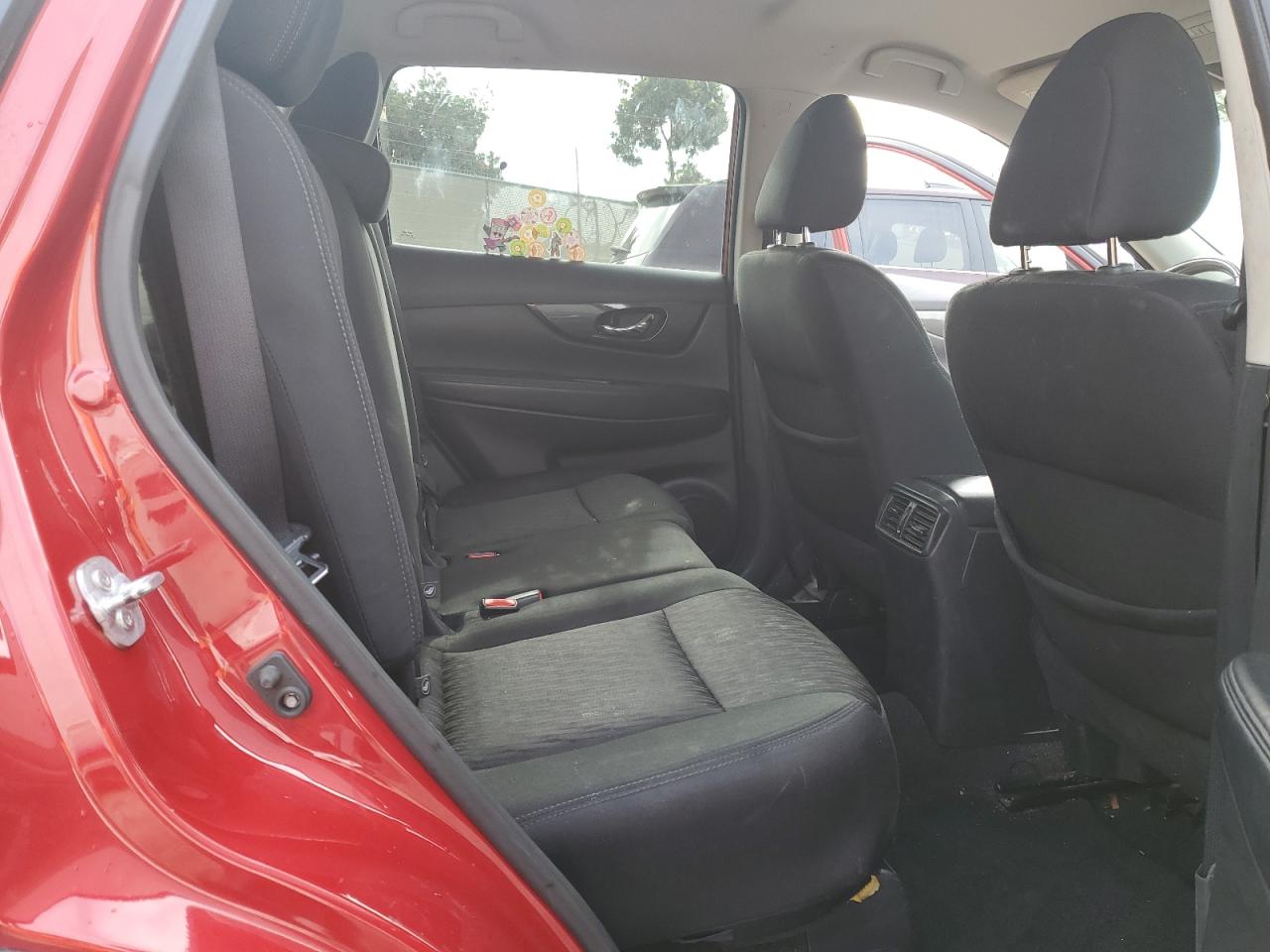 2017 Nissan Rogue - Image 11