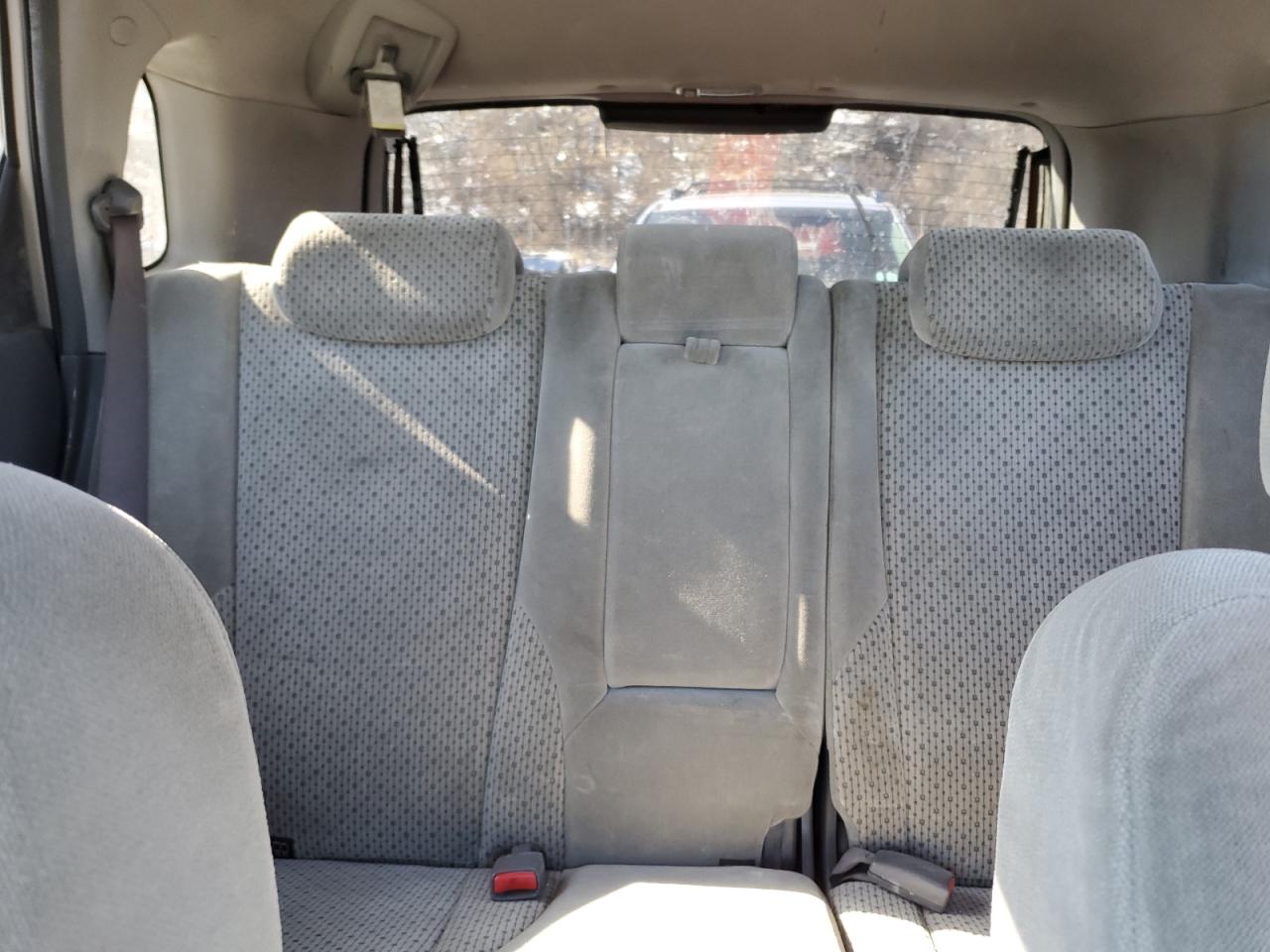 2005 Hyundai Tucson - Image 10