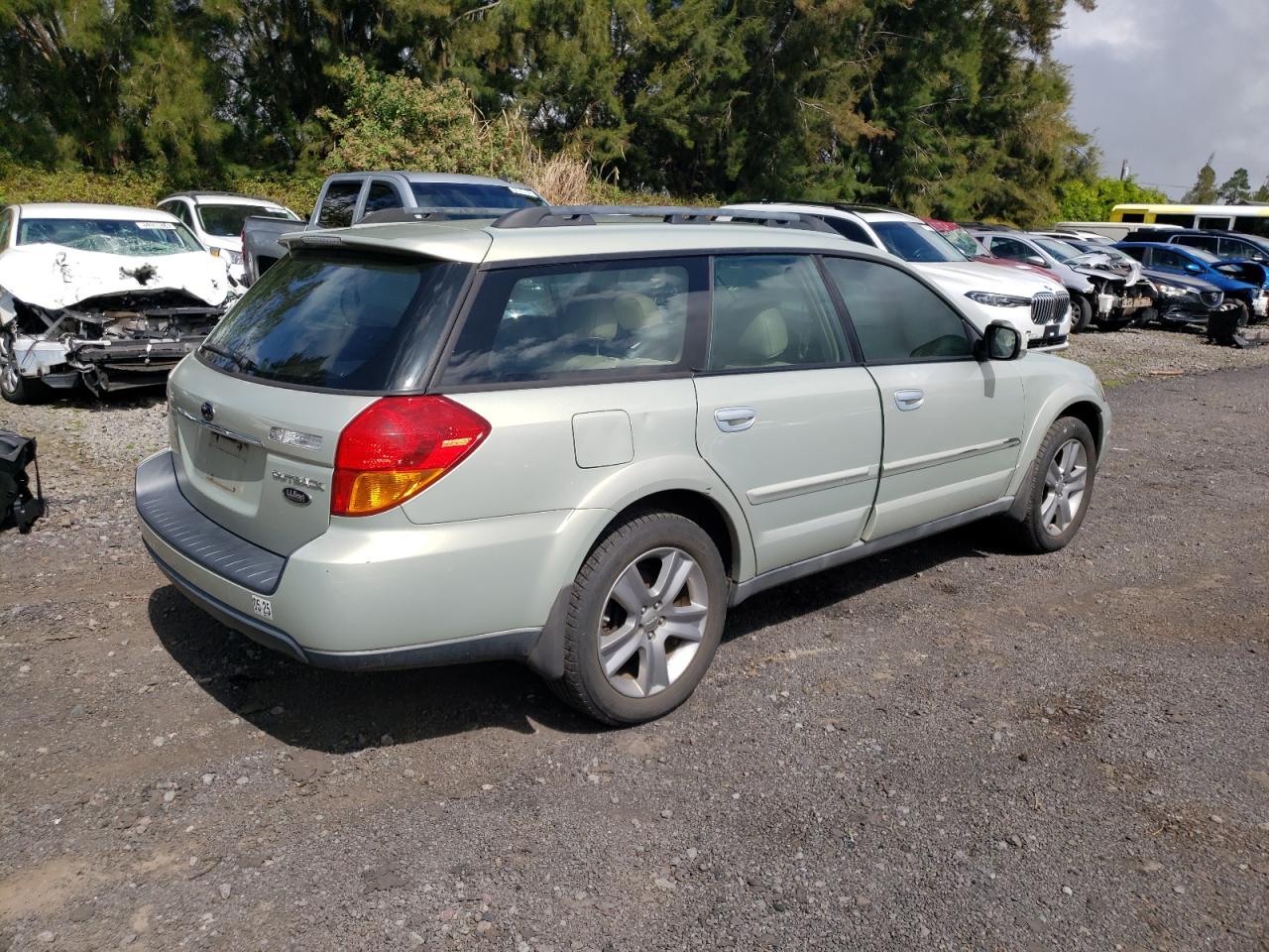 2005 Subaru Outback - Image 3