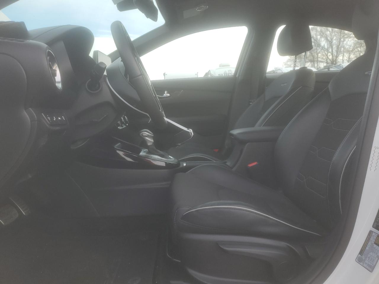 2021 Kia Forte - Image 7
