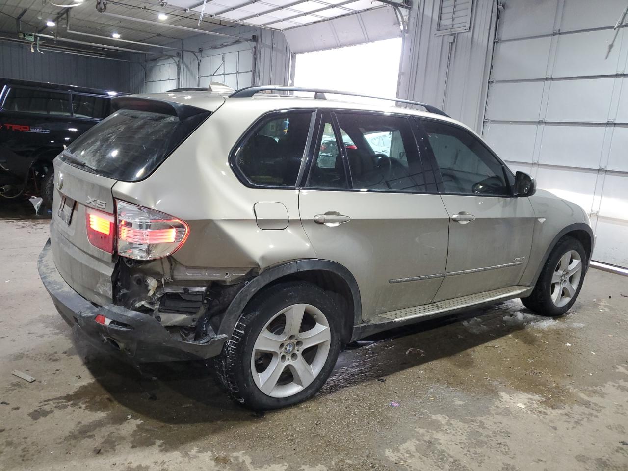 2010 BMW X5 - Image 3