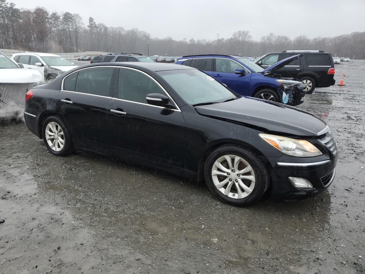 2012 Hyundai Genesis - Image 4