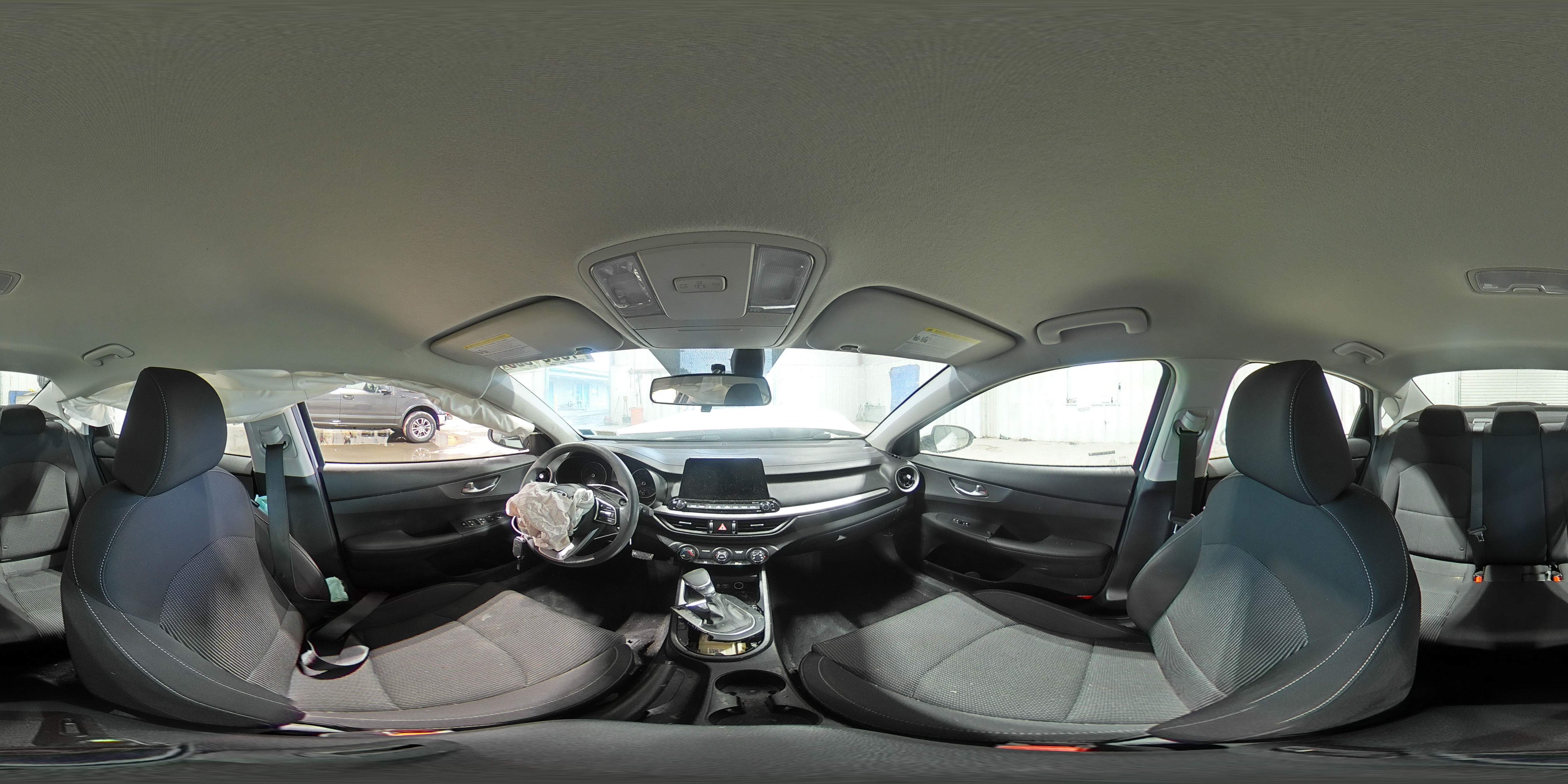 2020 Kia Forte - Image 14