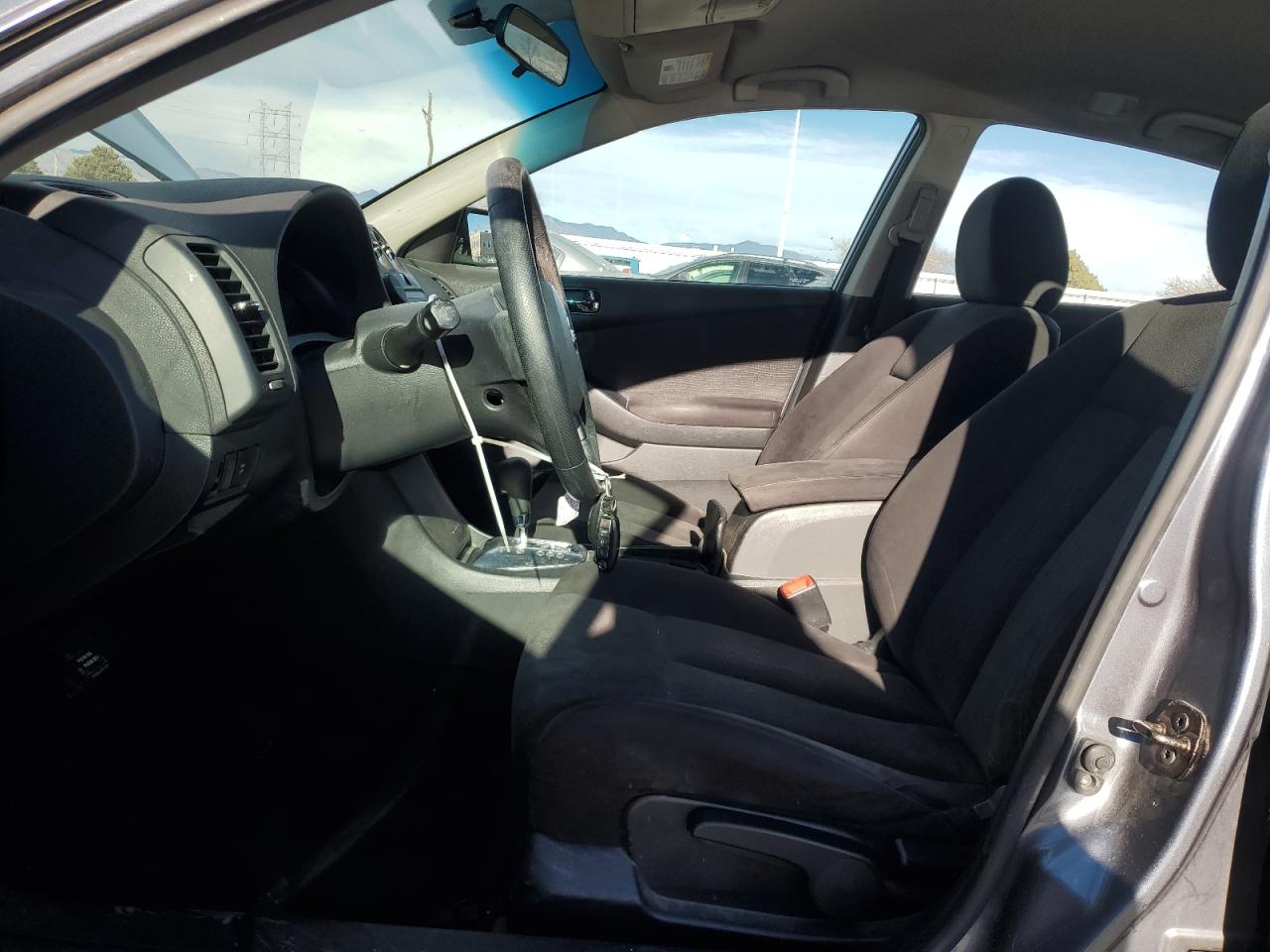 2010 Nissan Altima - Image 7