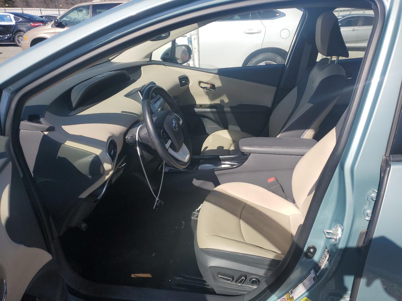 2016 Toyota Prius - Image 7