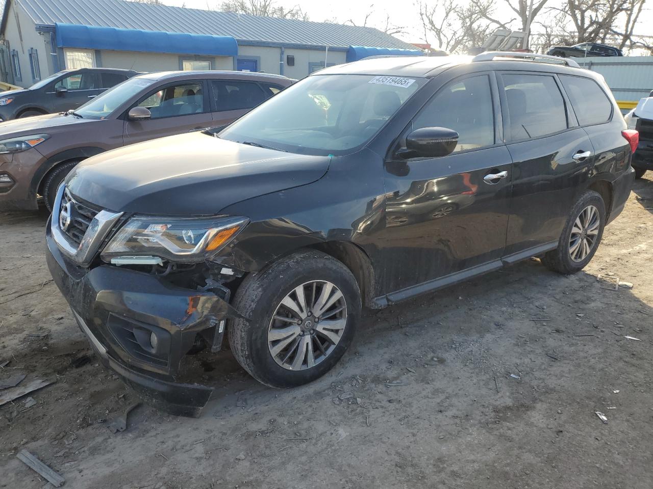 2018 Nissan Pathfinder S იყიდება Wichita-ში, KS - Front End