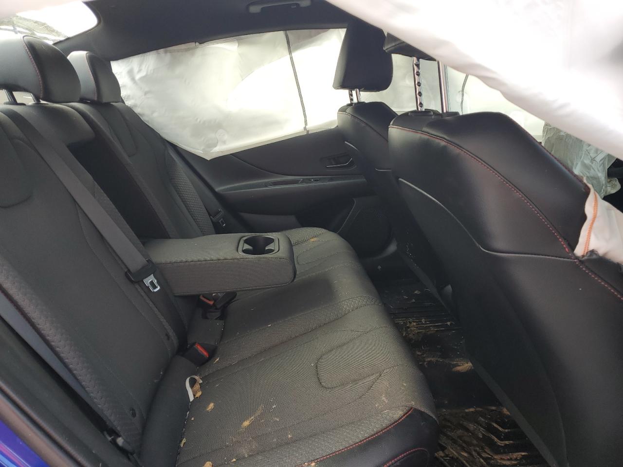 2023 Hyundai Elantra - Image 11