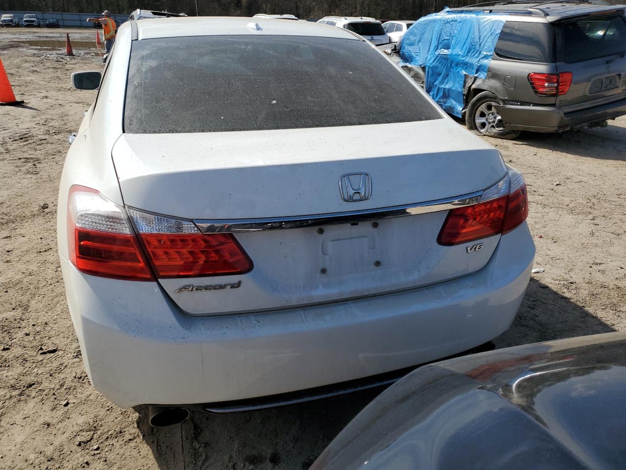 2015 Honda Accord - Image 6