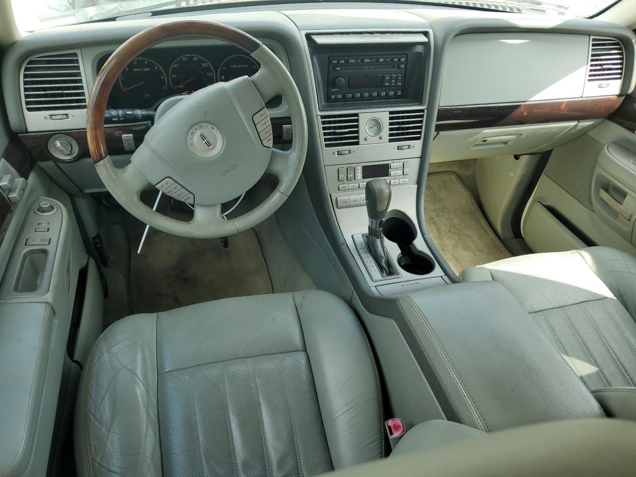 2003 Lincoln Aviator - Image 8