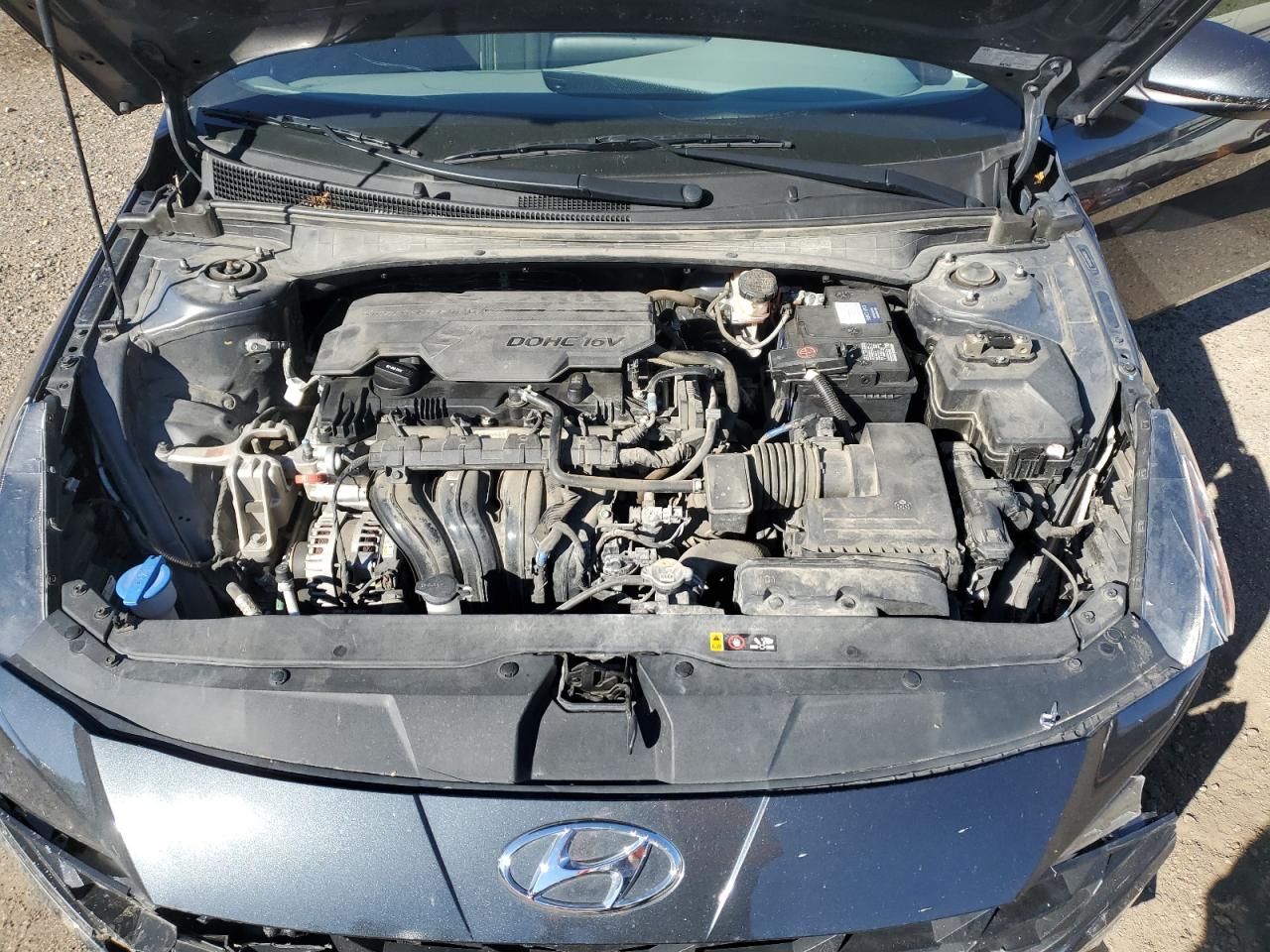 2023 Hyundai Elantra - Image 12