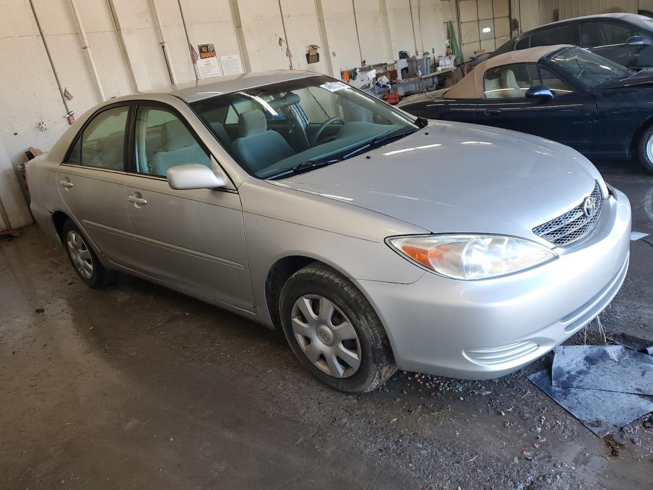 2004 Toyota Camry - Image 4