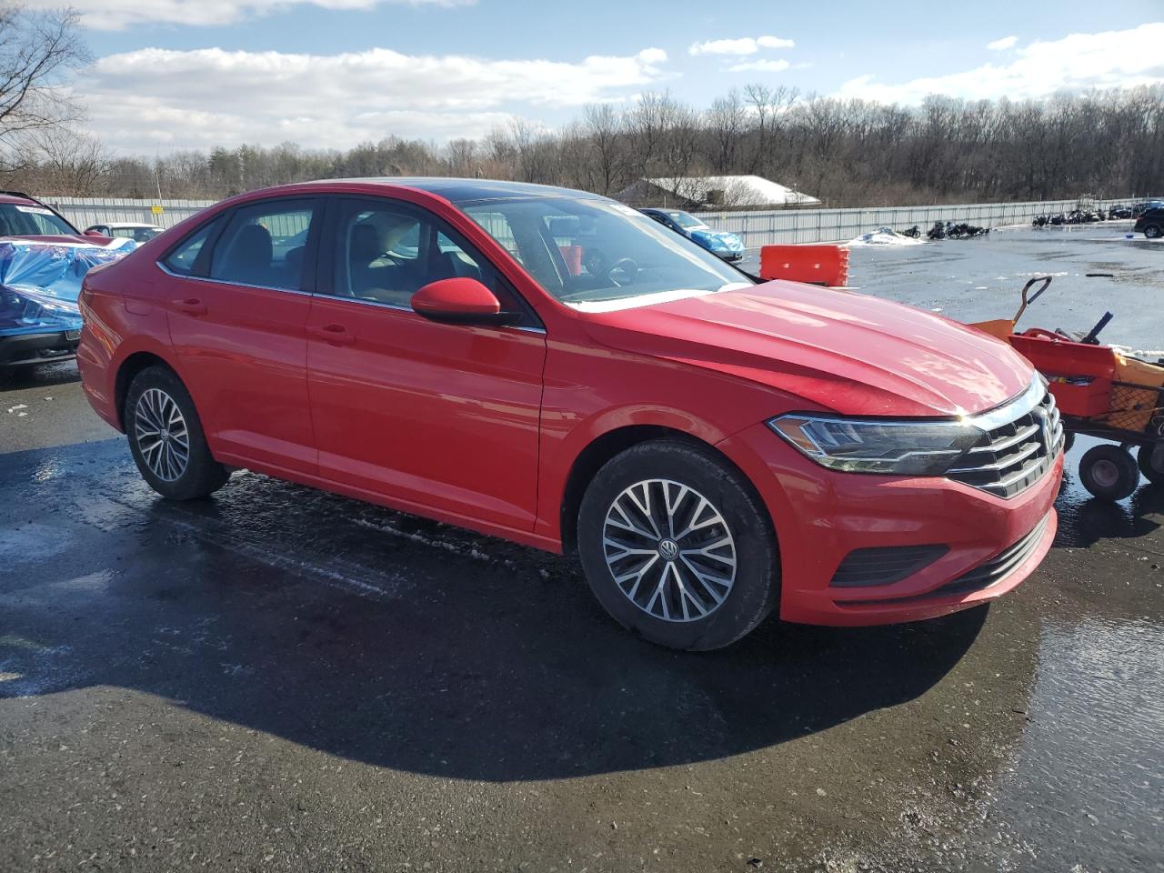 2019 Volkswagen Jetta - Image 4