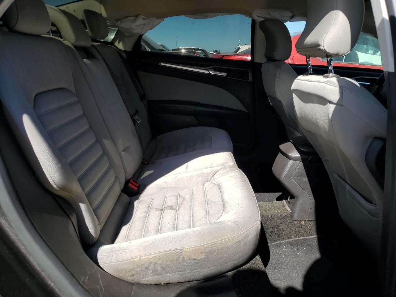 2015 Ford Fusion - Image 10