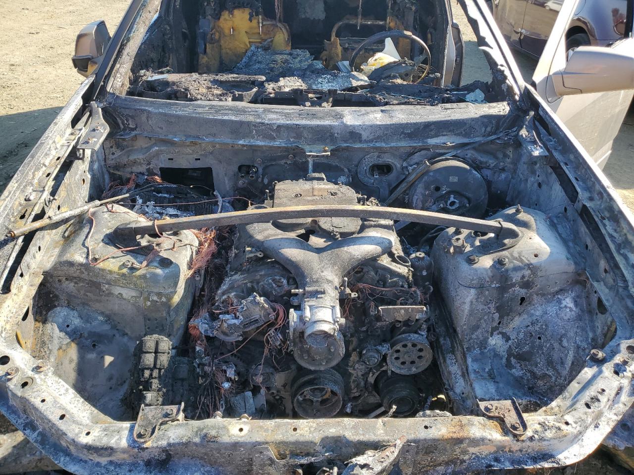 2006 Cadillac SRX - Image 13