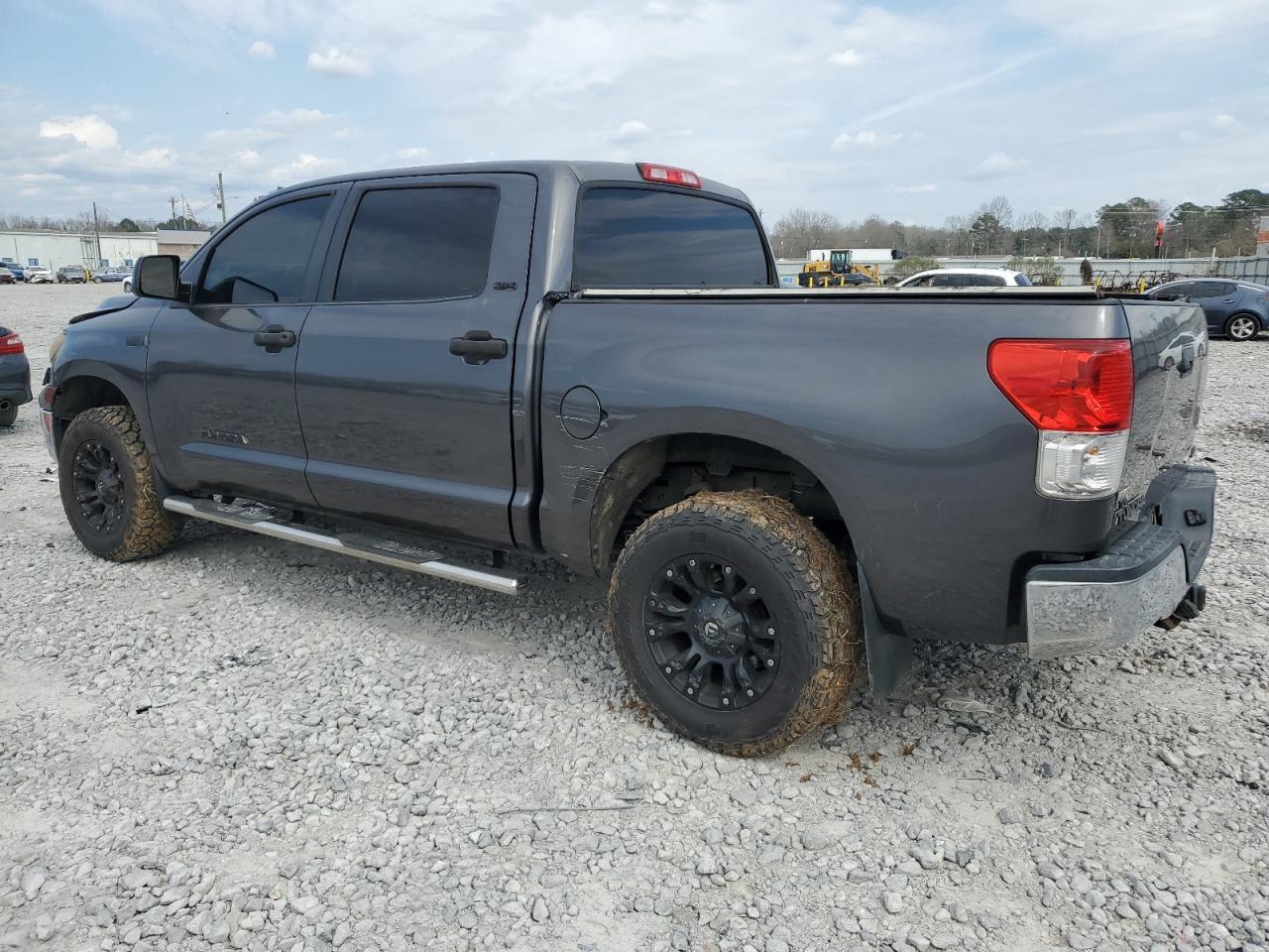 2013 Toyota Tundra - Image 2