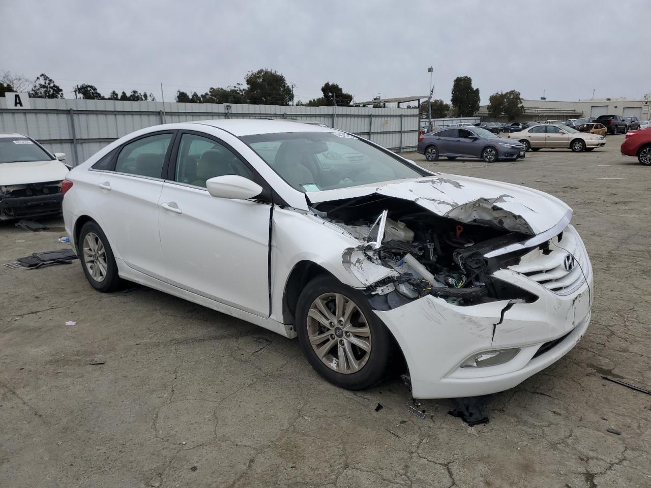 2013 Hyundai Sonata - Image 4