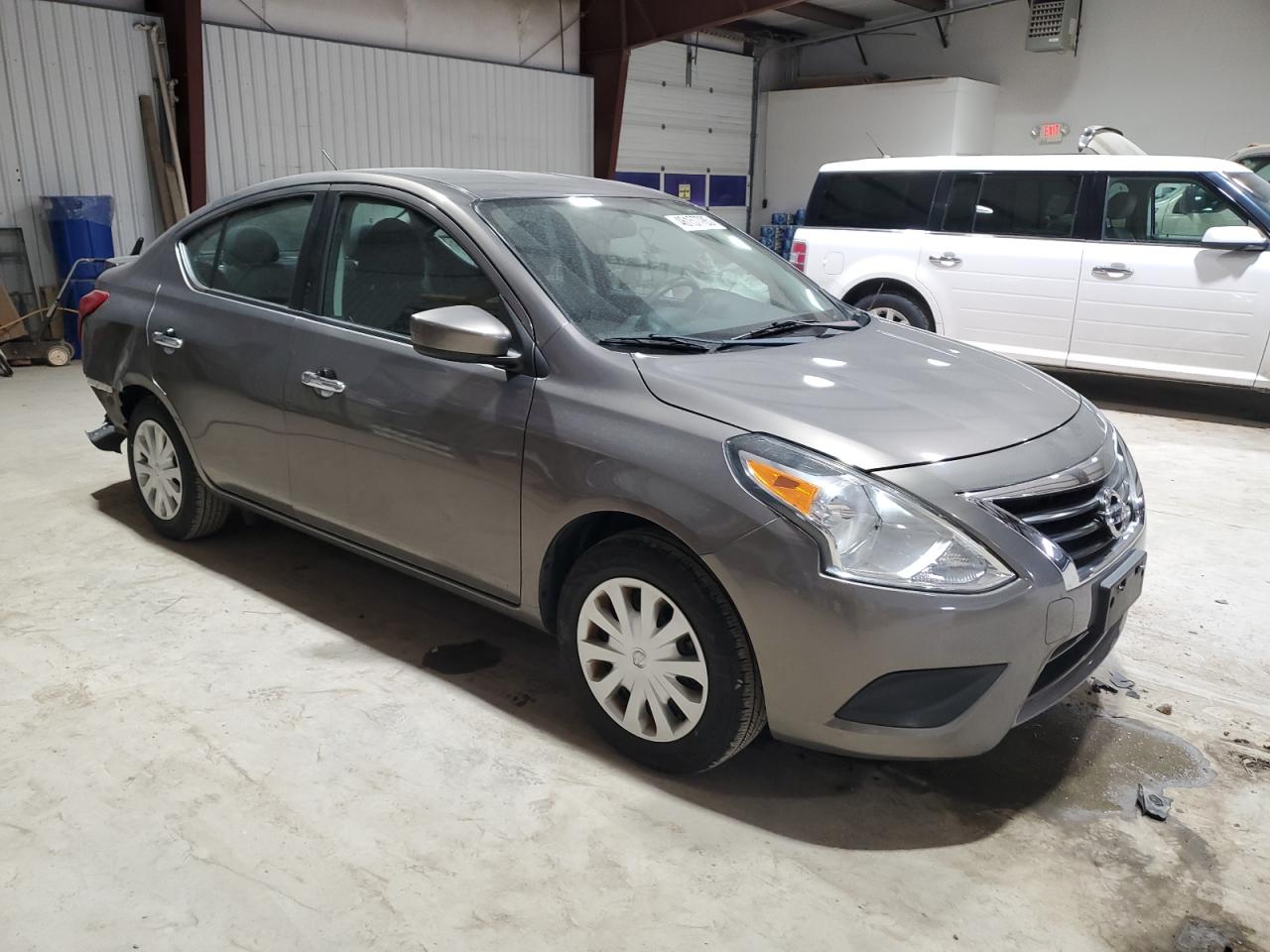 2017 Nissan Versa - Image 4