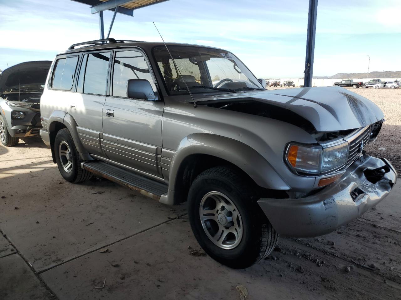 1997 Lexus LX - Image 4