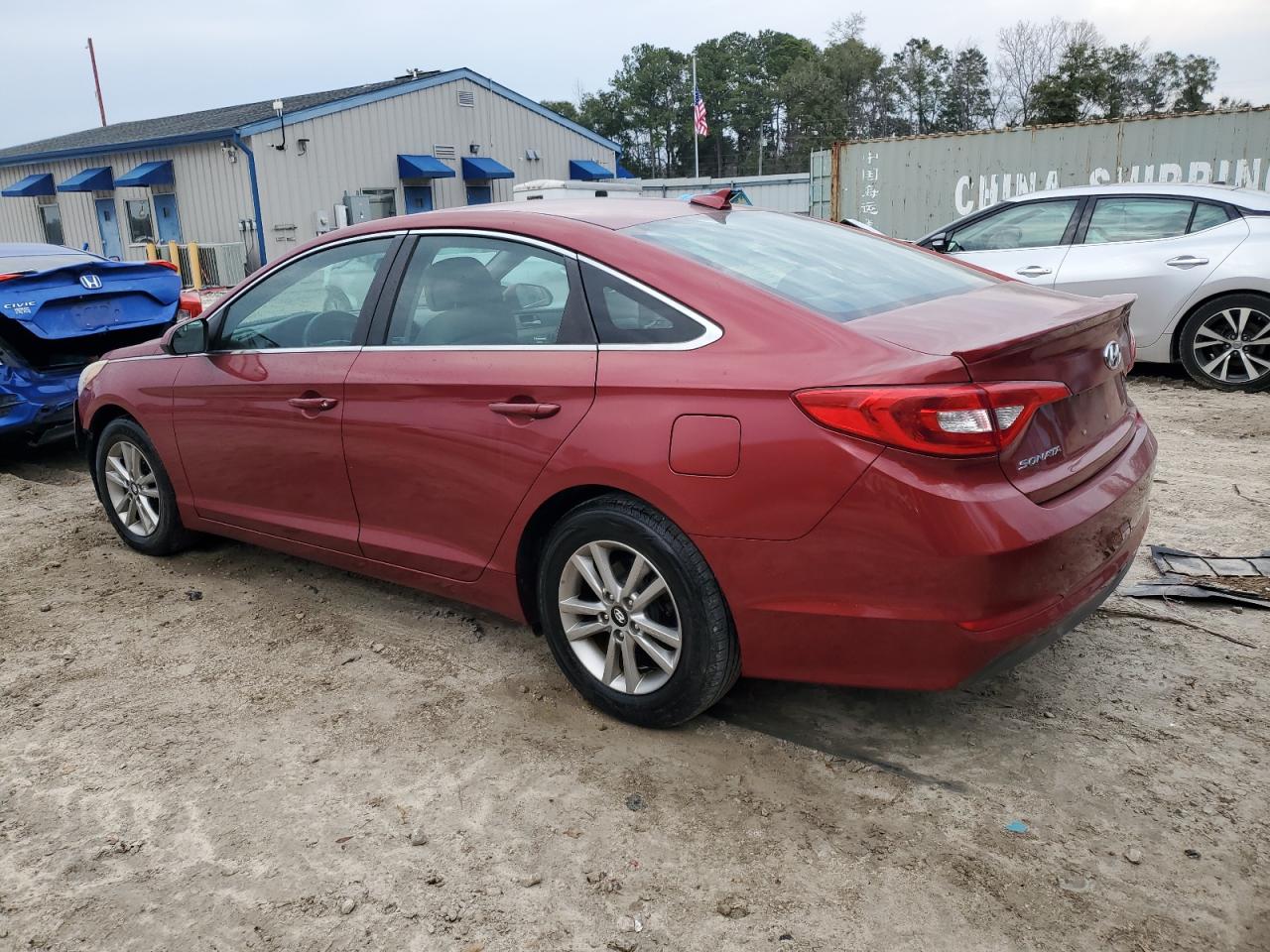 2016 Hyundai Sonata - Image 2