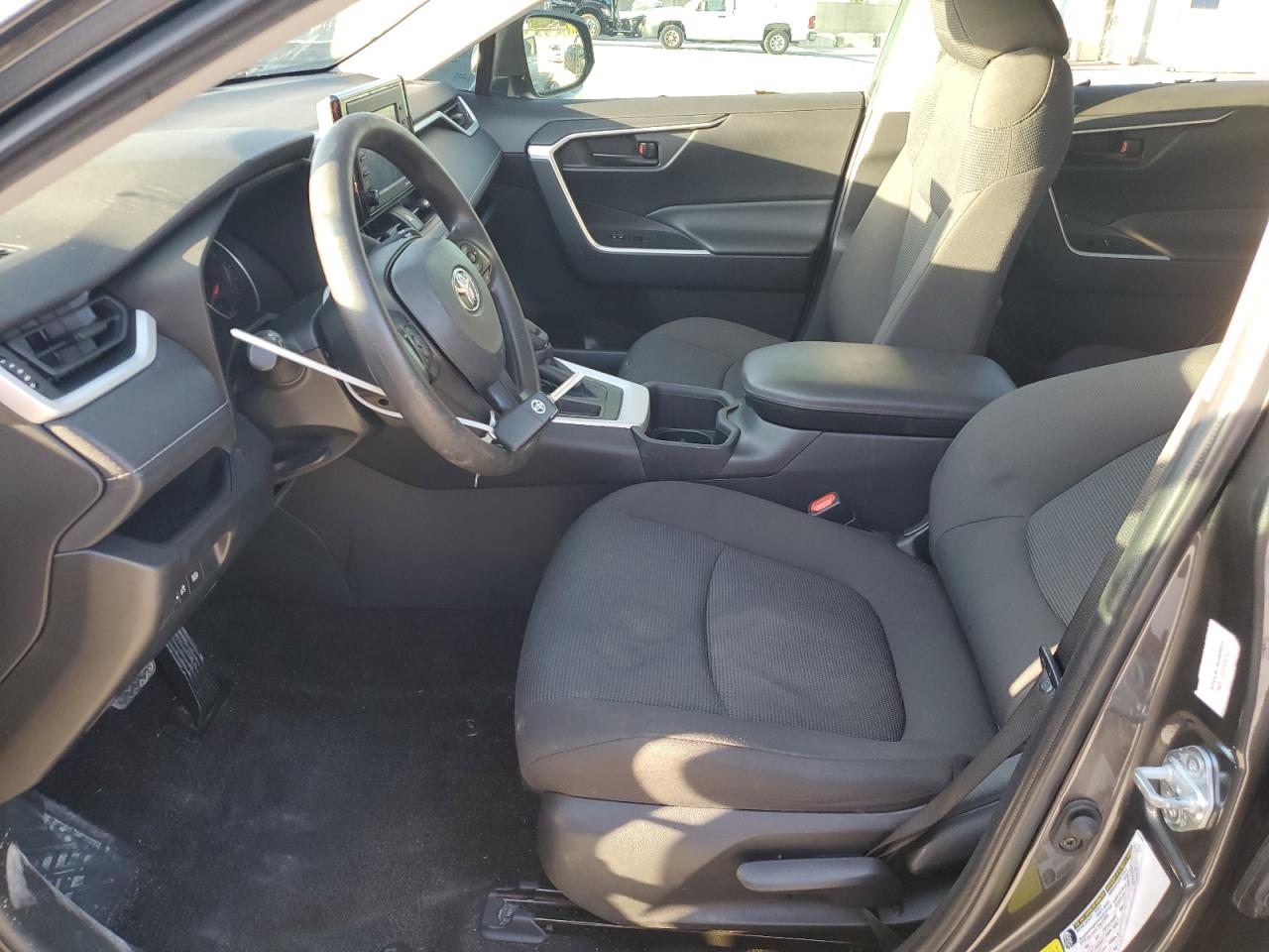 2022 Toyota RAV 4 - Image 7