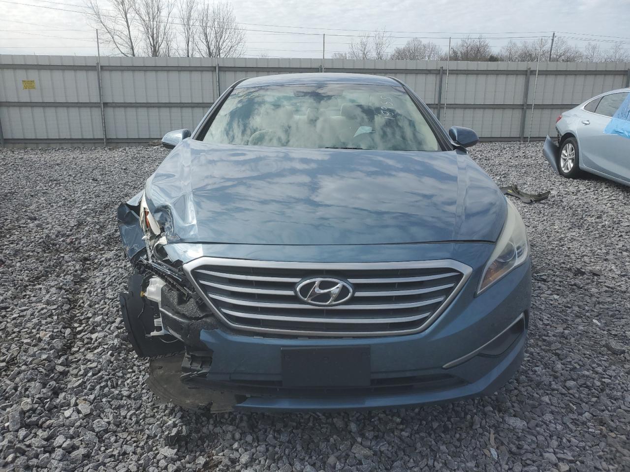 2016 Hyundai Sonata - Image 5