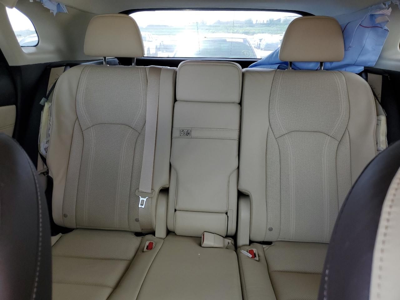2017 Lexus RX - Image 10