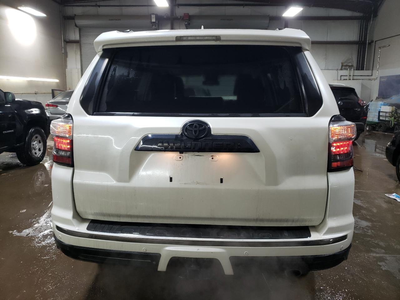 2019 Toyota 4Runner - Image 6