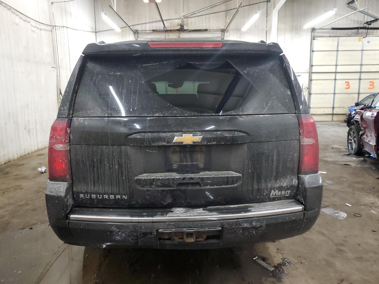 2015 Chevrolet Suburban - Image 6