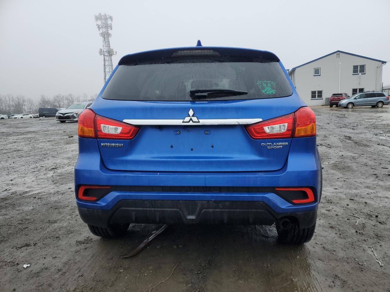 2019 Mitsubishi Outlander - Image 6