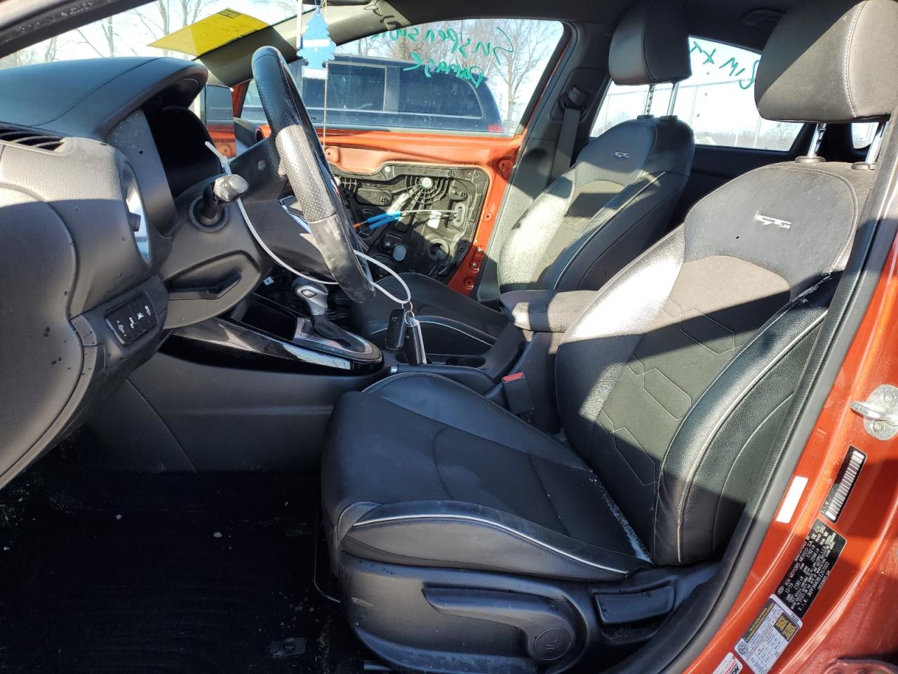 2020 Kia Forte - Image 7