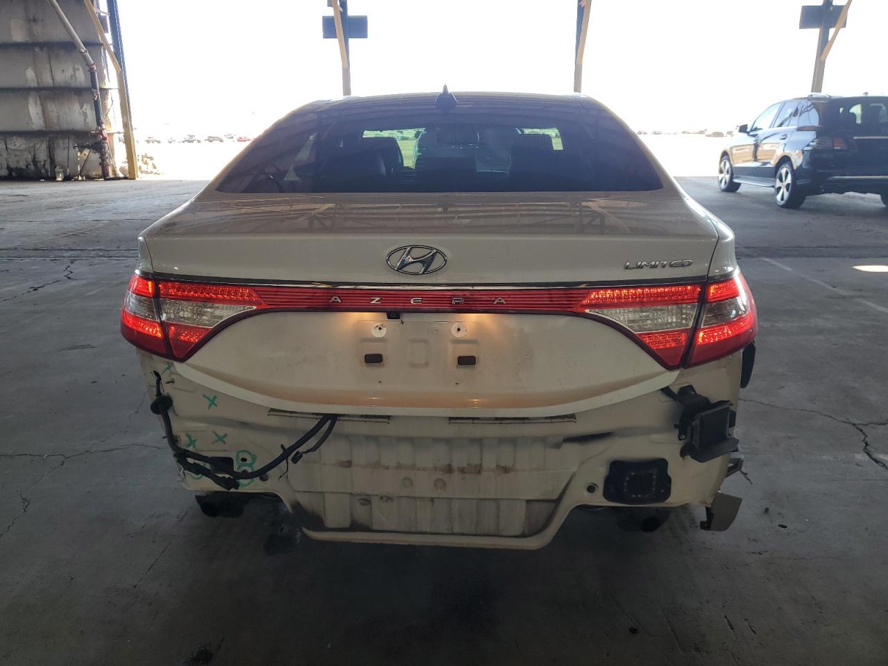 2016 Hyundai Azera - Image 6