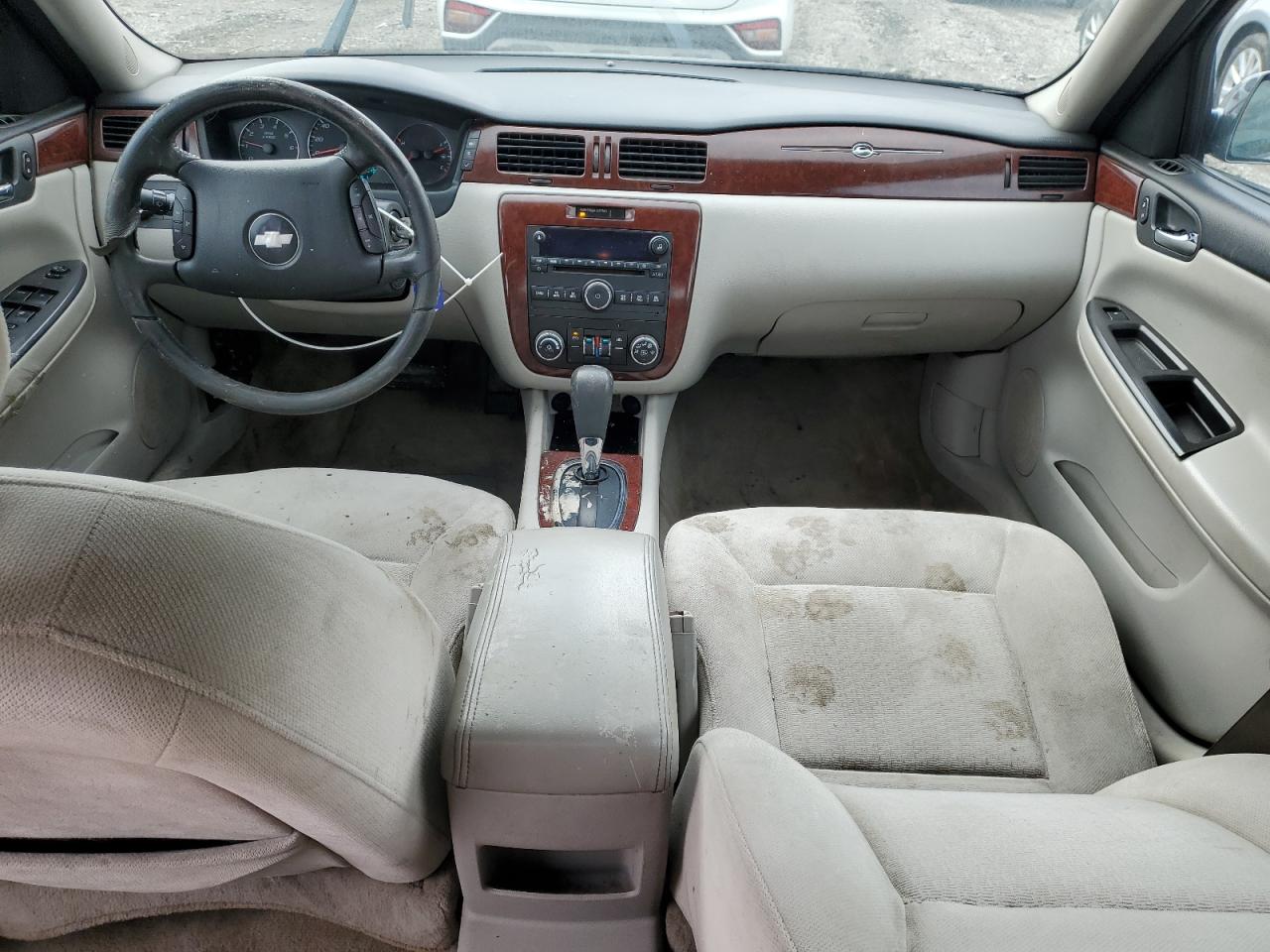 2006 Chevrolet Impala - Image 8