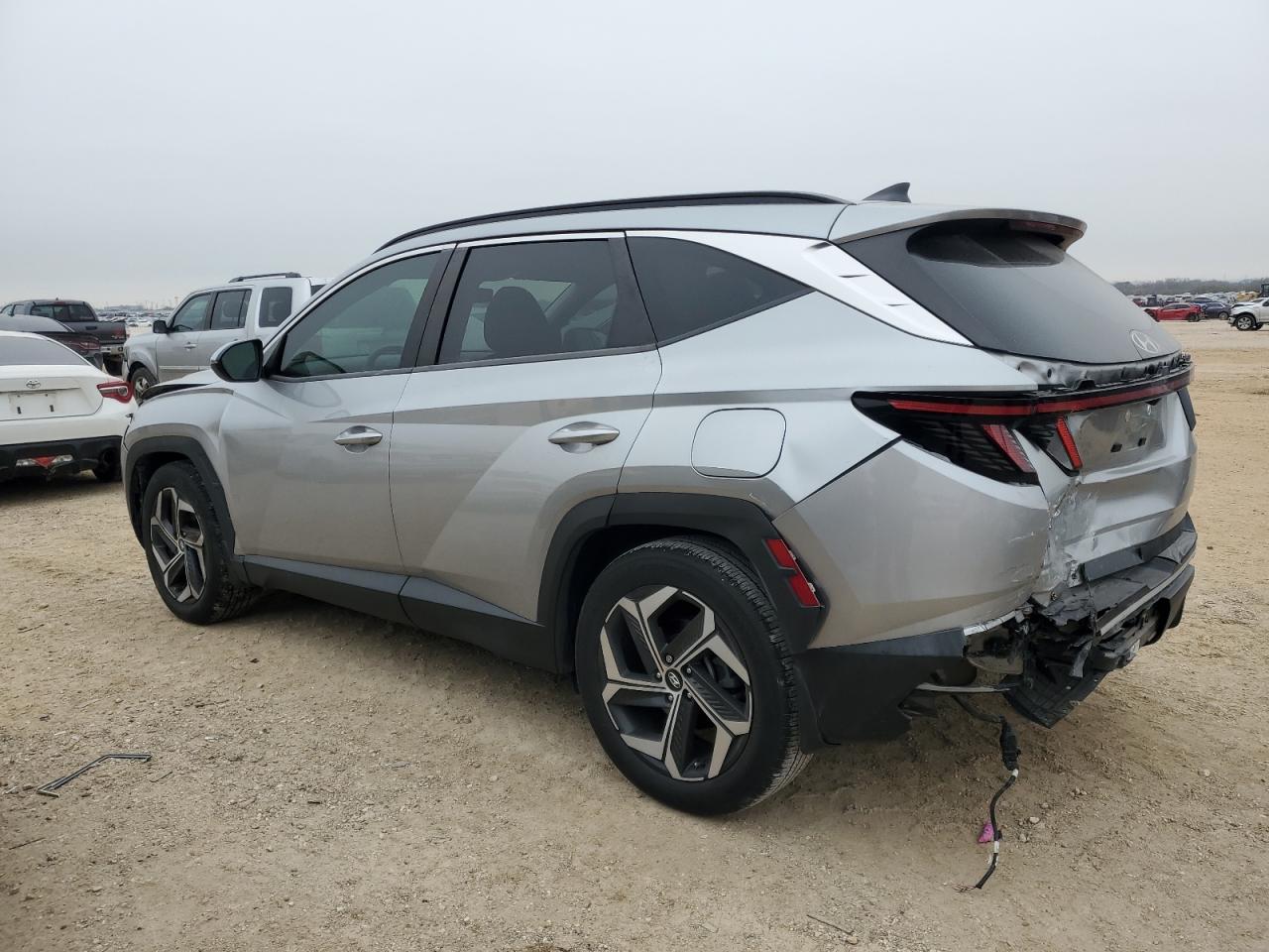 2022 Hyundai Tucson - Image 2