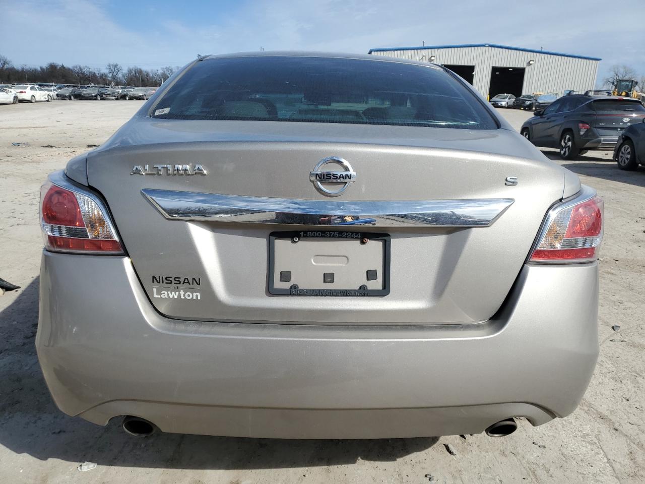 2015 Nissan Altima - Image 6
