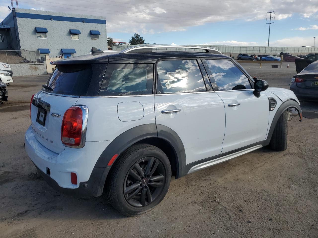 2017 MINI Cooper - Image 3