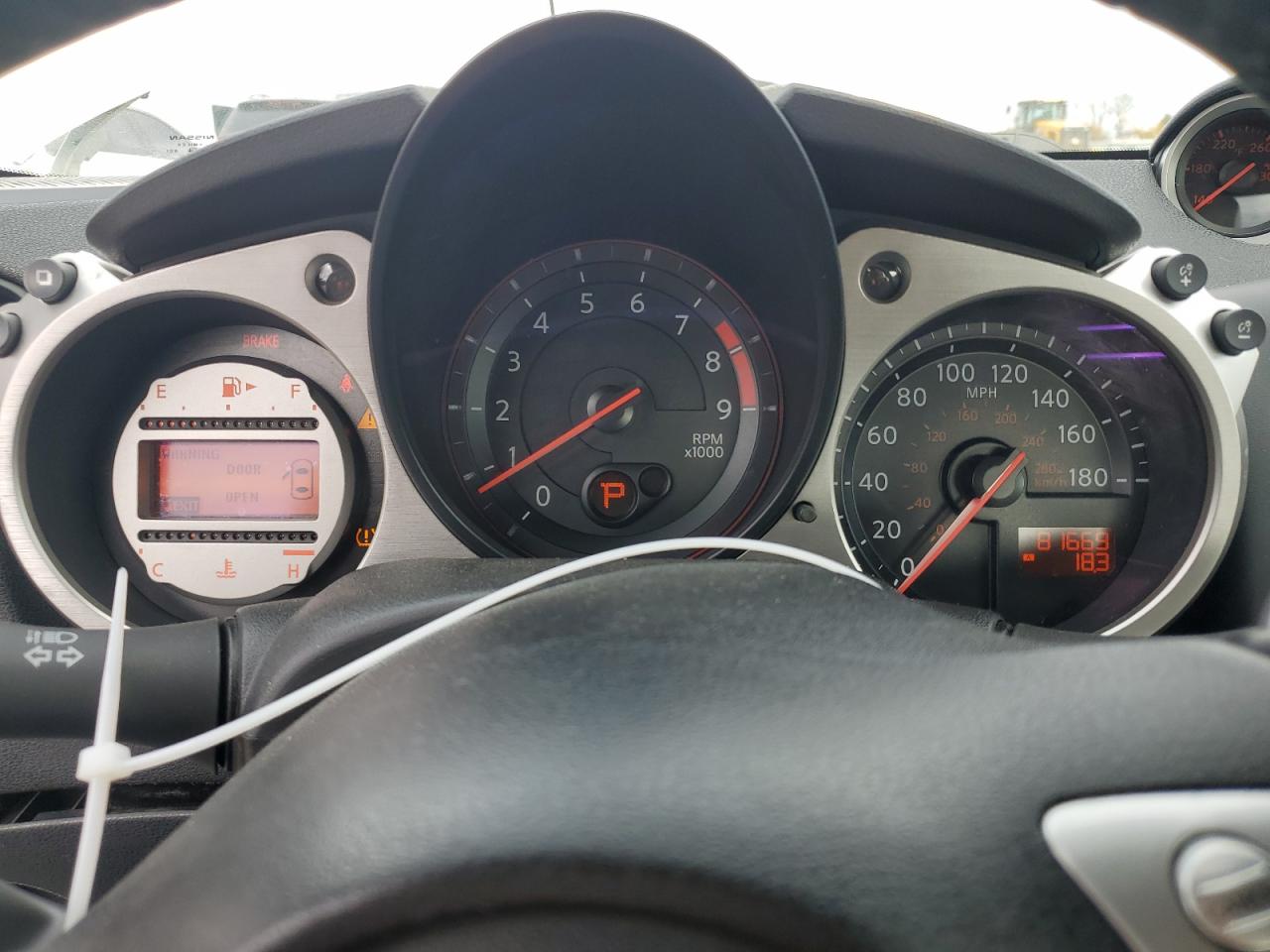 2010 Nissan 370Z - Image 9