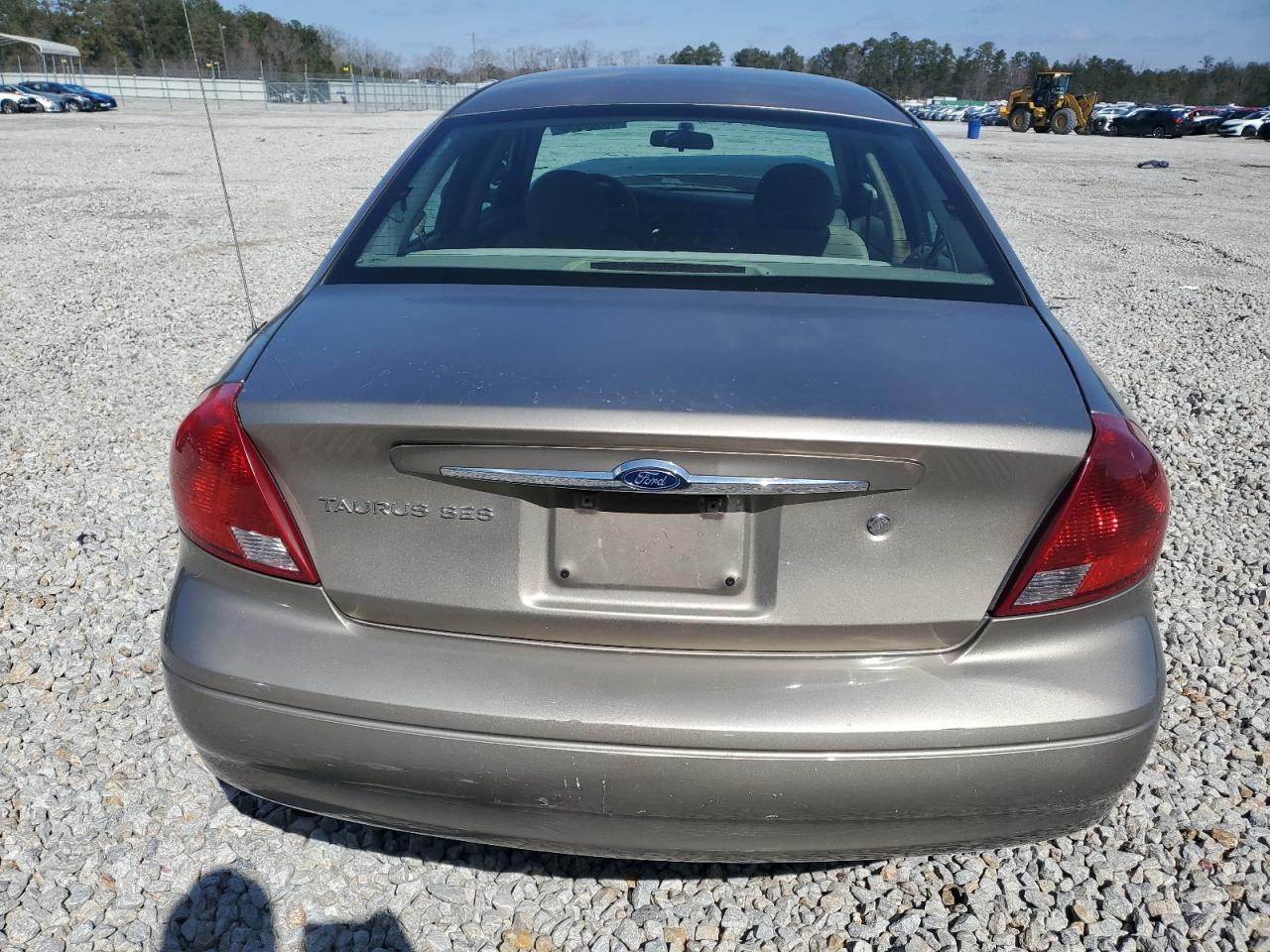 2003 Ford Taurus - Image 6