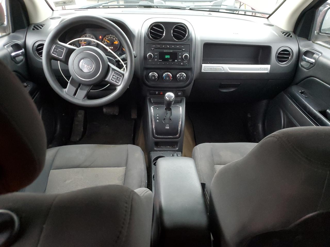 2016 Jeep Compass - Image 8
