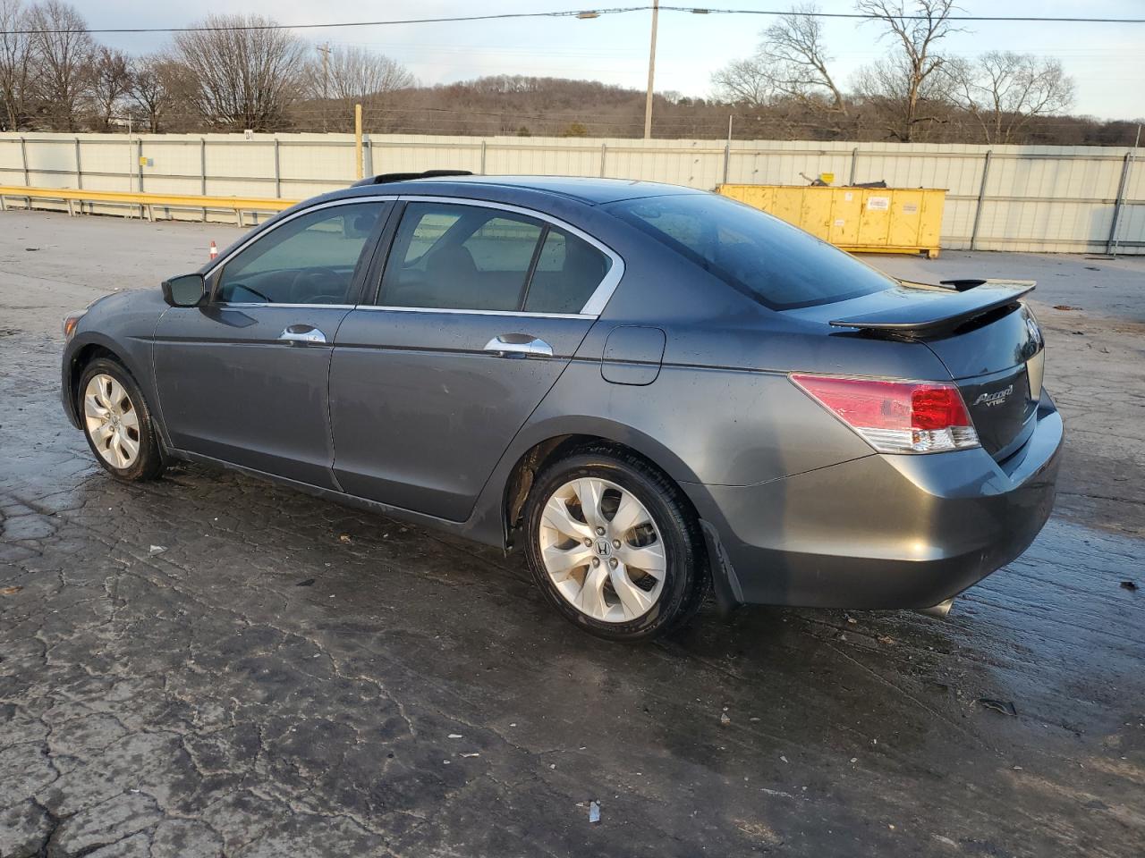 2008 Honda Accord - Image 2
