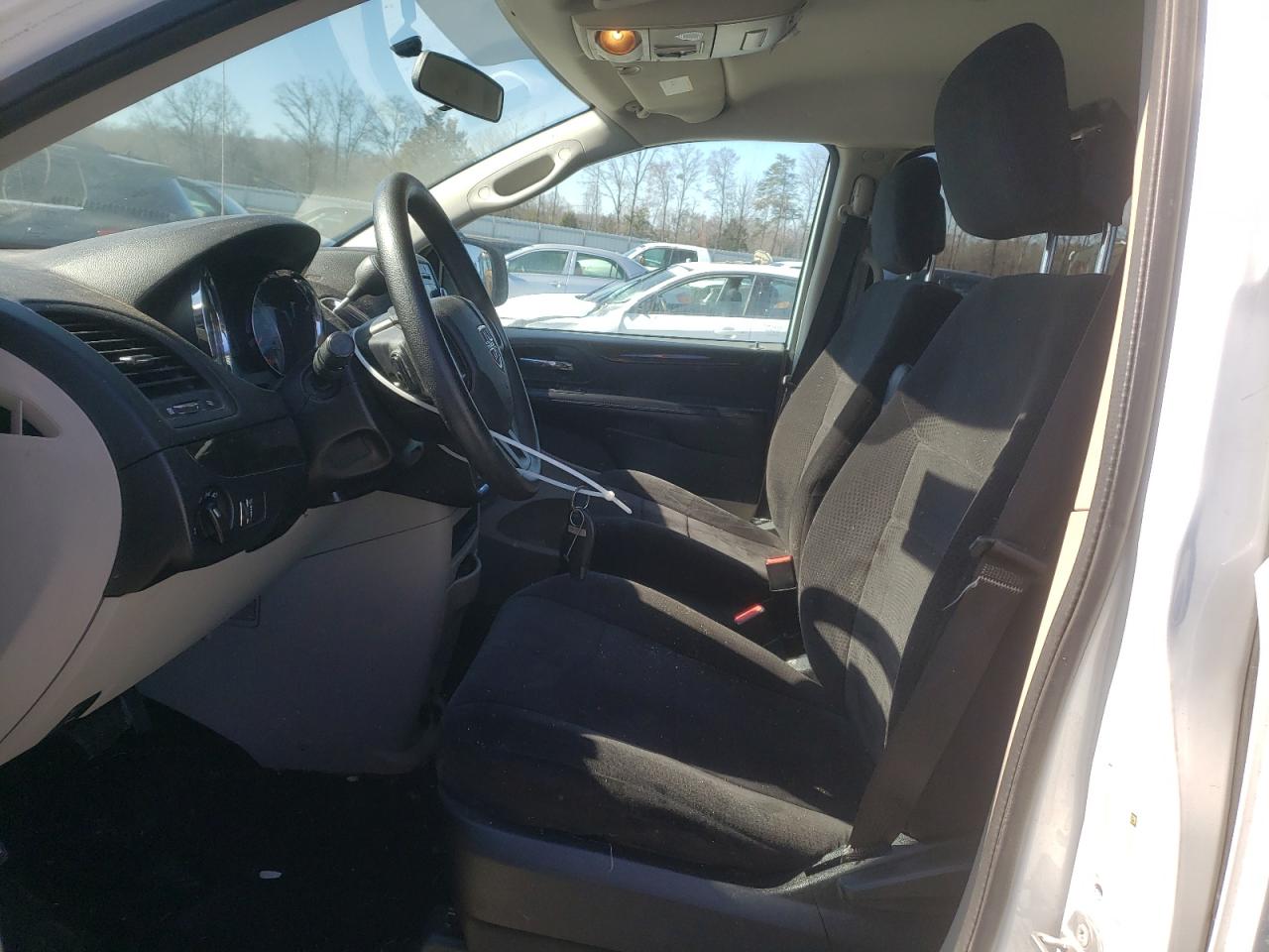 2014 Dodge Caravan - Image 7