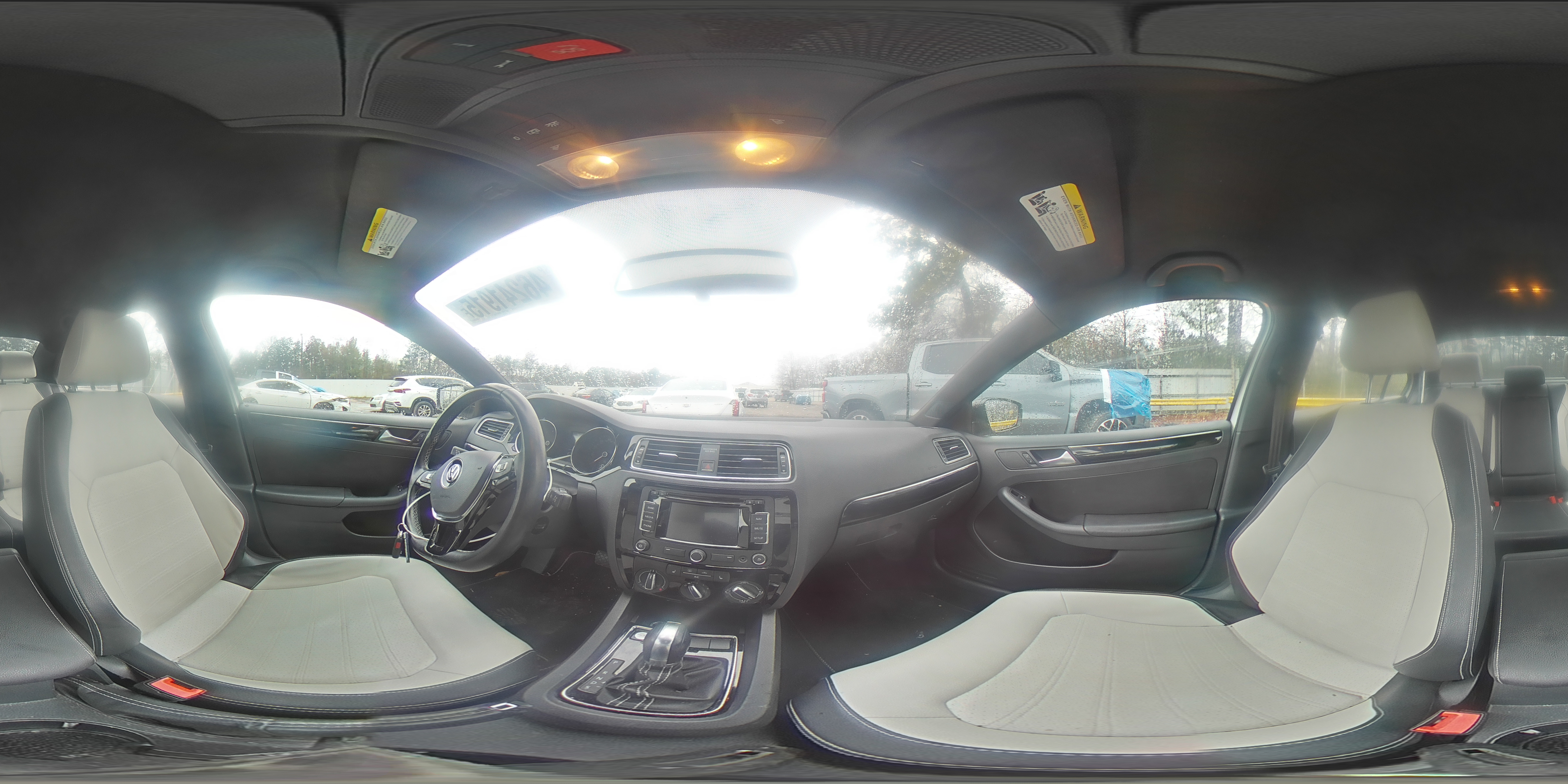2015 Volkswagen Jetta - Image 13