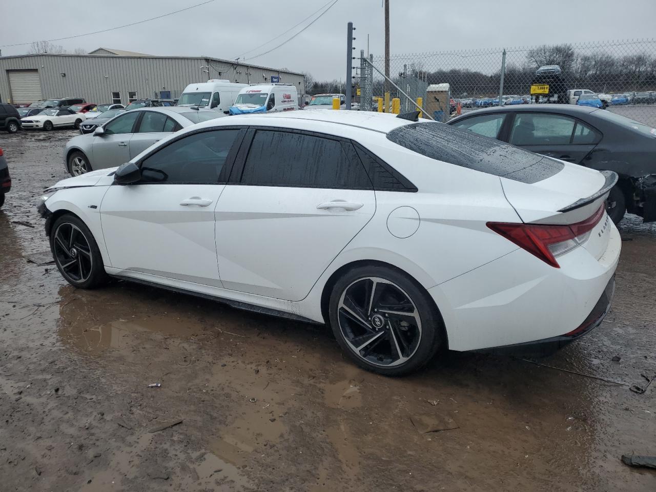2023 Hyundai Elantra - Image 2