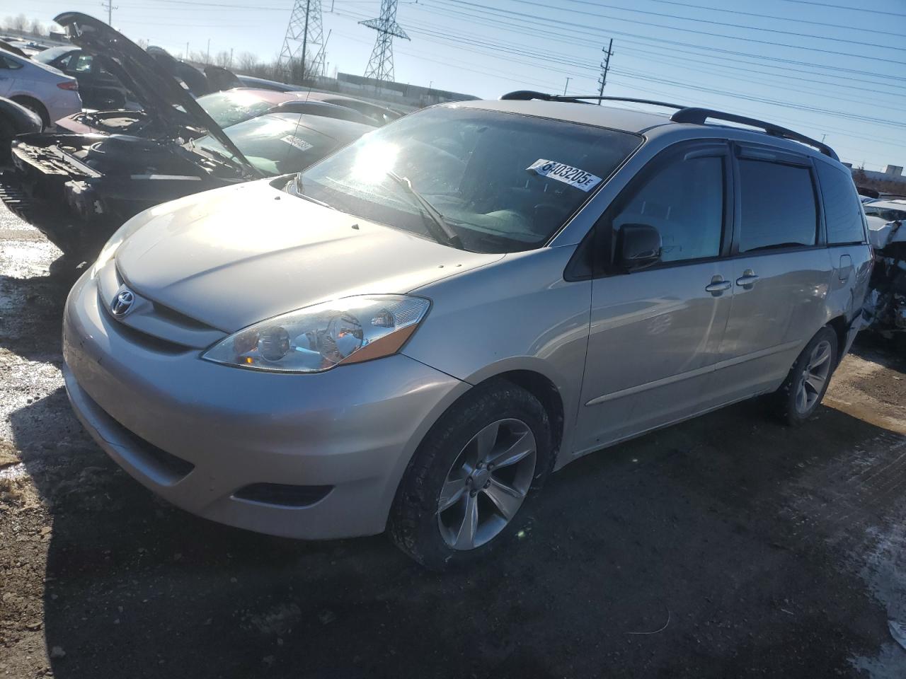 2008 Toyota Sienna - Image 1