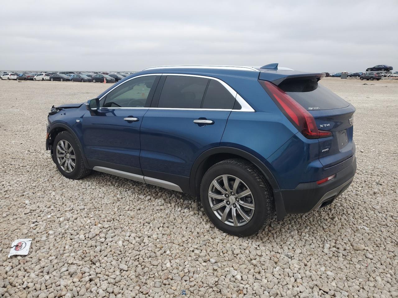 2019 Cadillac XT4 - Image 2
